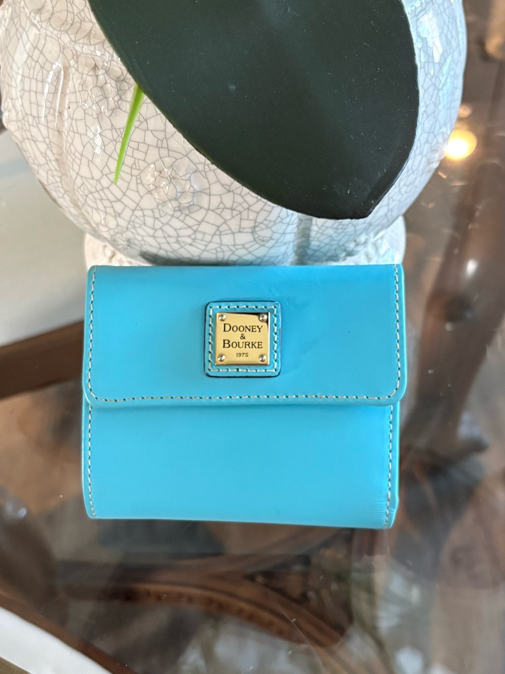 🩵🩵DOONEY & BOURKE BEACON LEATHER FLAP WALLET! 🩵🩵